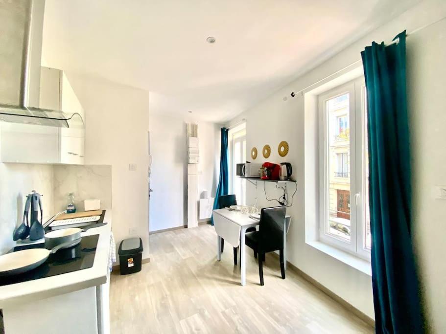 La Residence Des Celestins - Appartement Duplex N17 - Centre Vichy Esterno foto